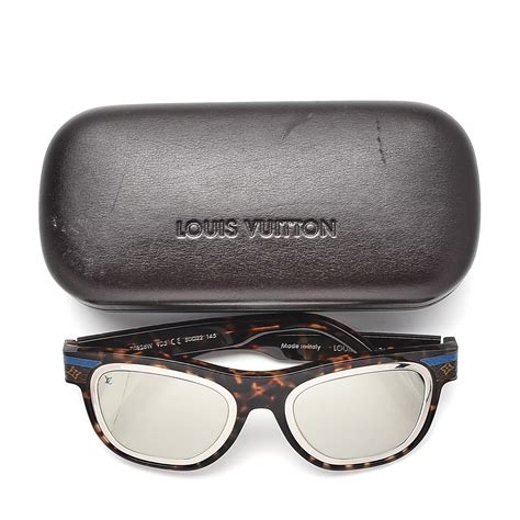 louis vuitton lock sunglasses|Louis Vuitton sunglasses monogram.